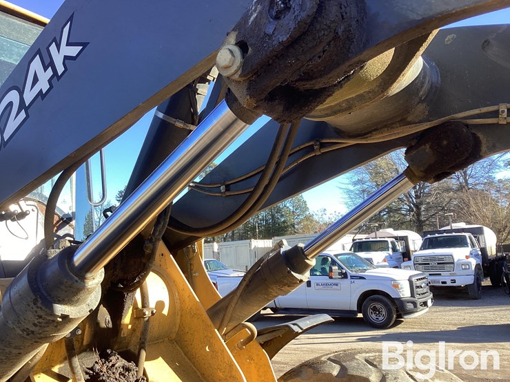 2015-deere-524k-image-10