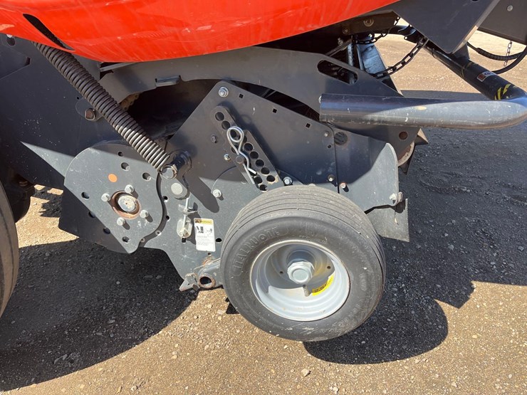 2016-kubota-bv4580-image-8