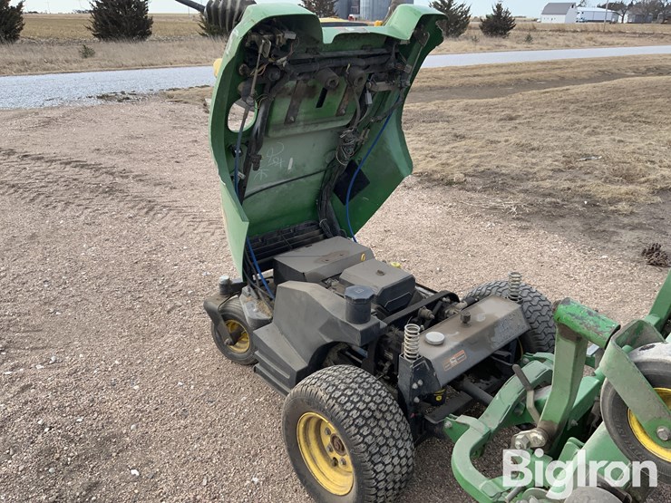 john-deere-f620-image-17