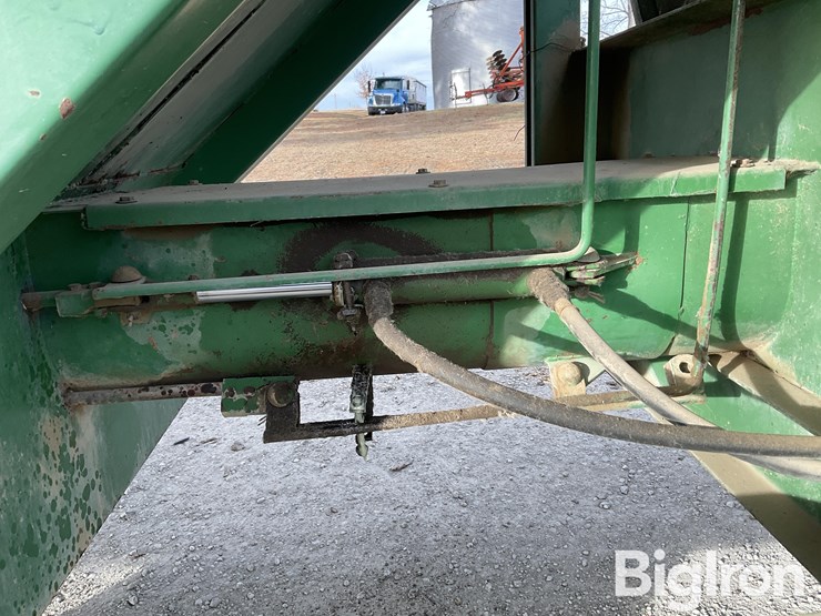 john-deere-400-image-13