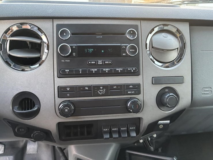 2016-ford-f650-xlt-image-19