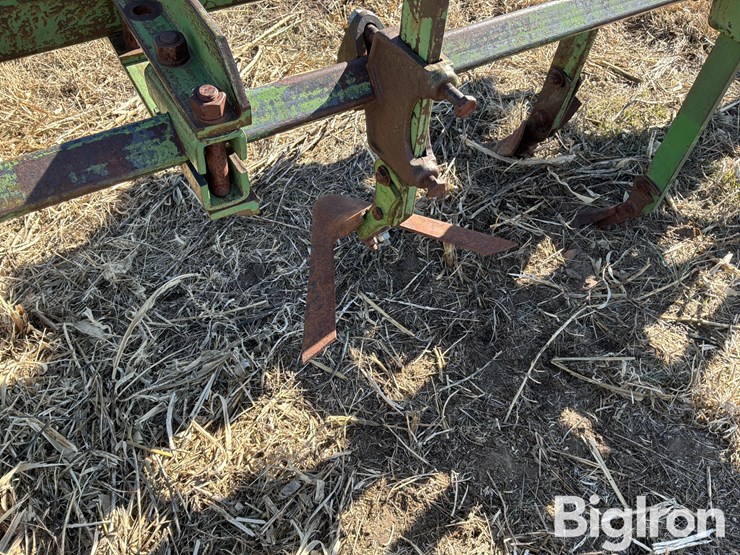 john-deere-3-pt-cultivator/ditcher-image-18