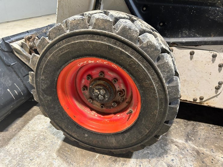 2021-bobcat-s76-image-17