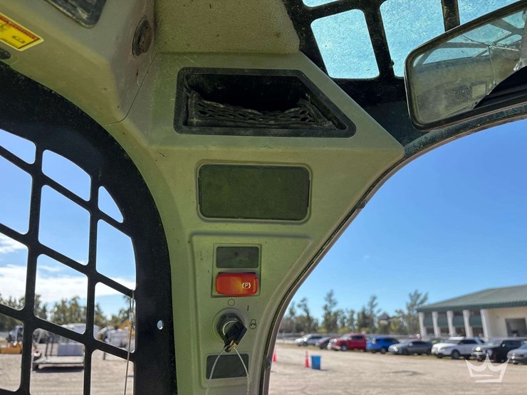 2023-caterpillar-259d3-image-27