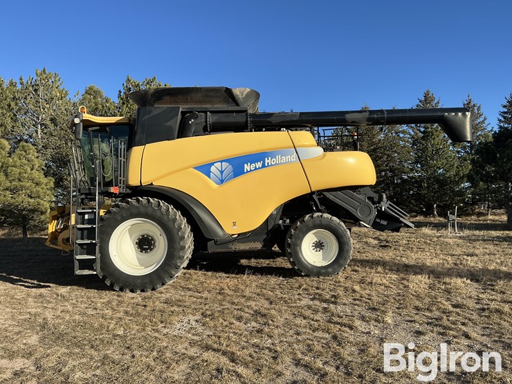 2007-new-holland-cr9060-image-8