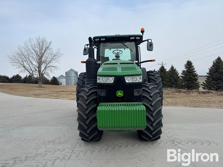 2017-john-deere-8245r-image-2