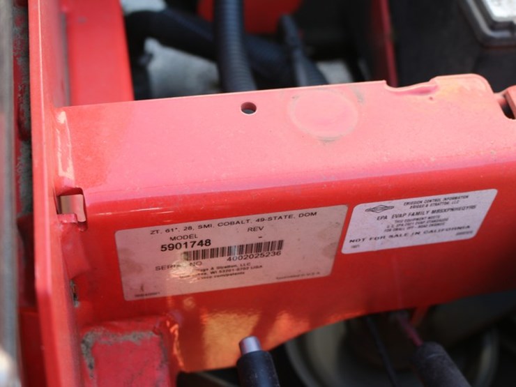 #4140-•-simplicity-cobalt-zero-turn-mower-image-7