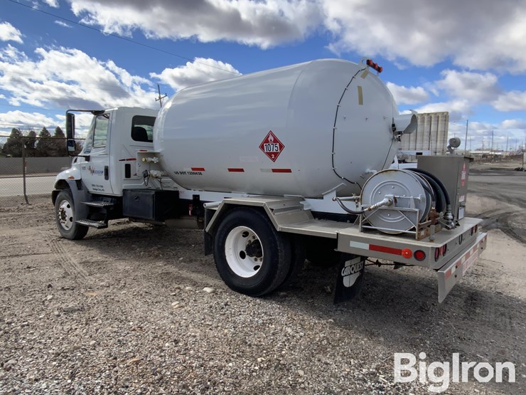 2003-international-durastar-4300-image-7