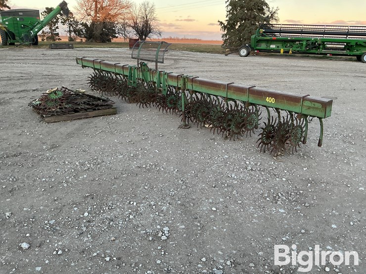 john-deere-400-image-3