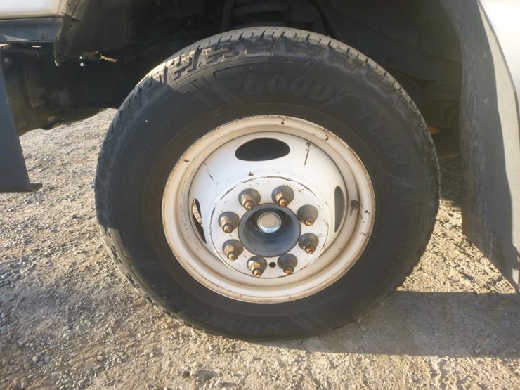 2014-ford-e450-image-13