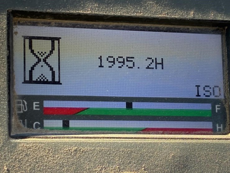 2018-yanmar-t210-image-18