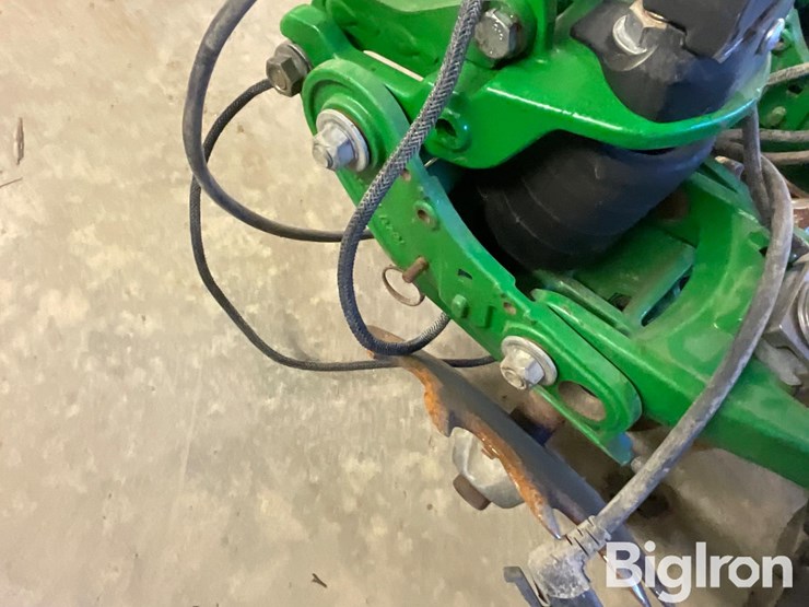 john-deere-1775-image-10