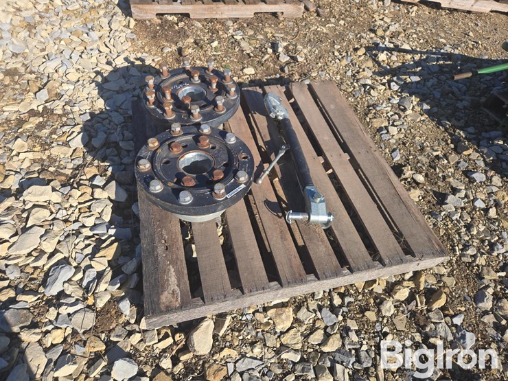 new-holland-210-image-8