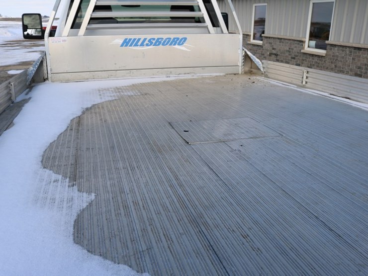 2022-gmc-5500-image-9