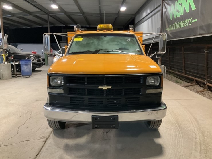 1995-chevrolet-c3500-u/t-image-3