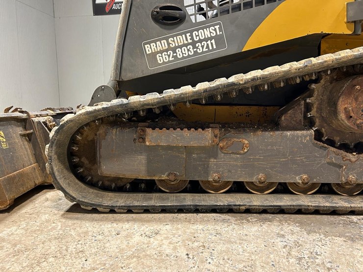 volvo-mct135c-image-17