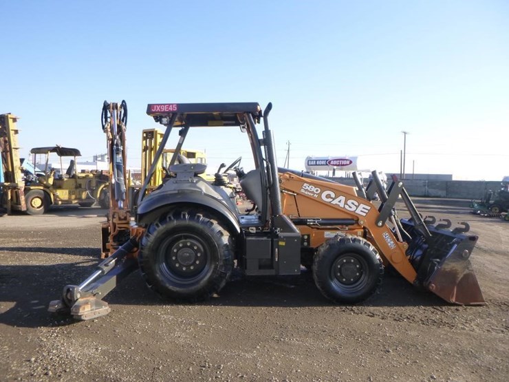 2018-case-580sn-image-7