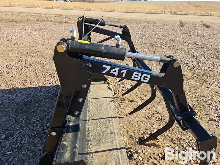 2026-john-deere-741-image-14