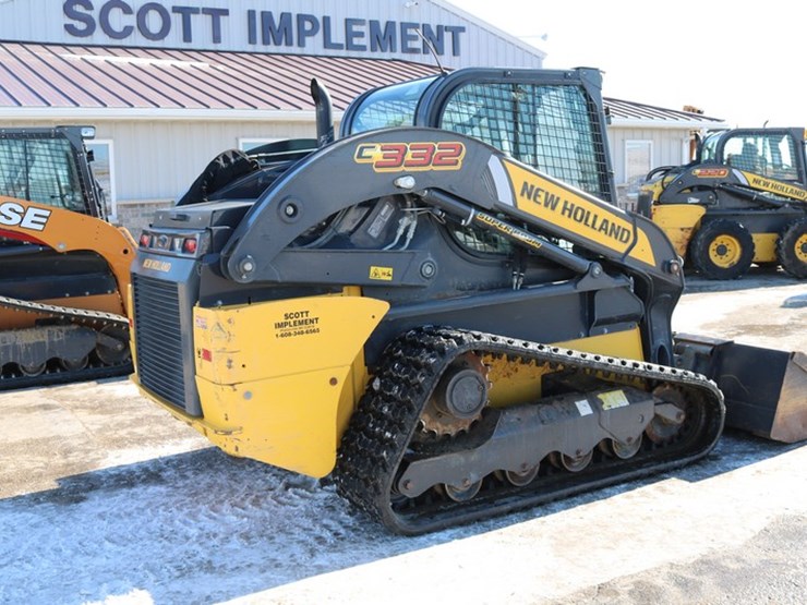 2023-new-holland-c332-image-3