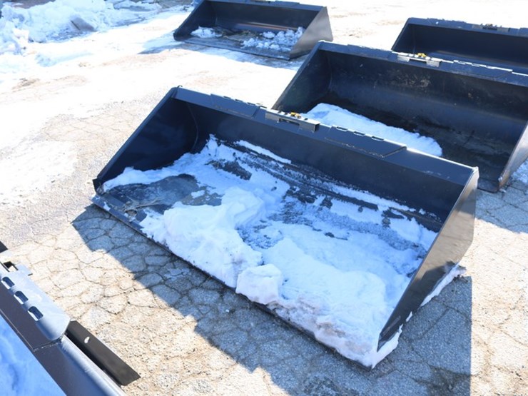 new-holland-78-image-1