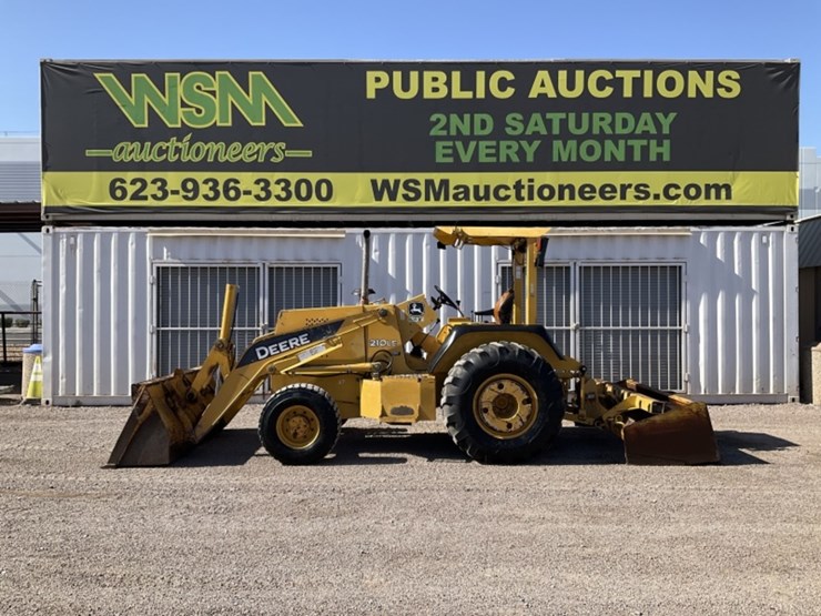 deere-210le-image-1
