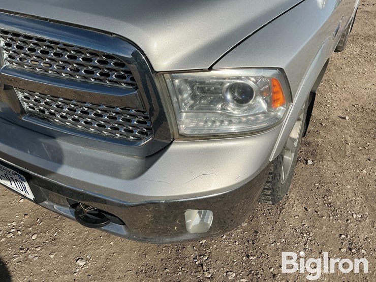 2014-ram-1500-laramie-image-15