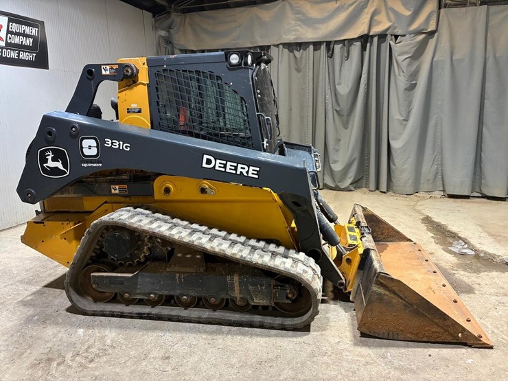 2023-deere-331g-image-6