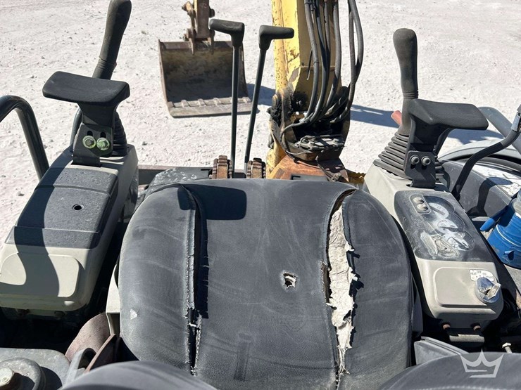 komatsu-pc50mr-image-13