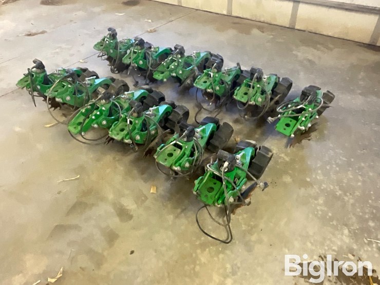 john-deere-1775-image-1