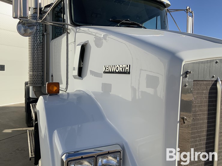 2001-kenworth-t800-image-16