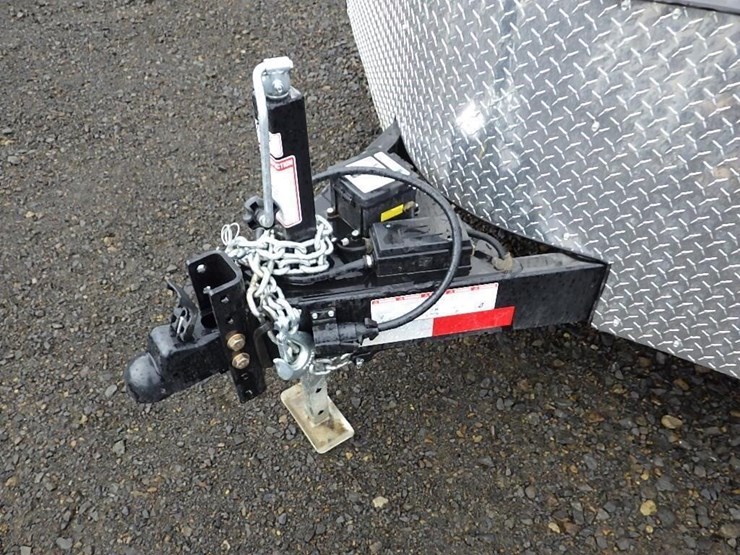 2026-royal-larct52-826v-86-t/a-enclosed-trailer-image-14