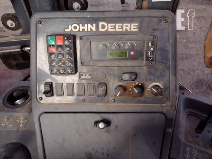 2019-deere-310sl-image-9