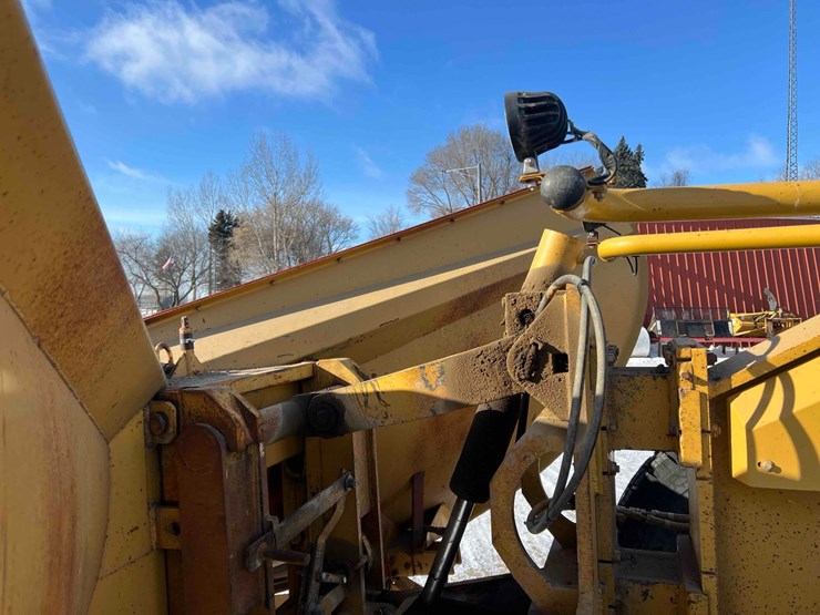 2007-caterpillar-160h-image-30