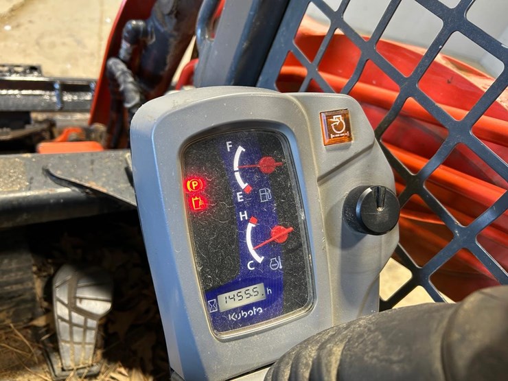 2016-kubota-svl75-2-image-22