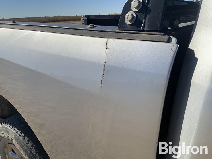 2015-dodge-2500-image-15