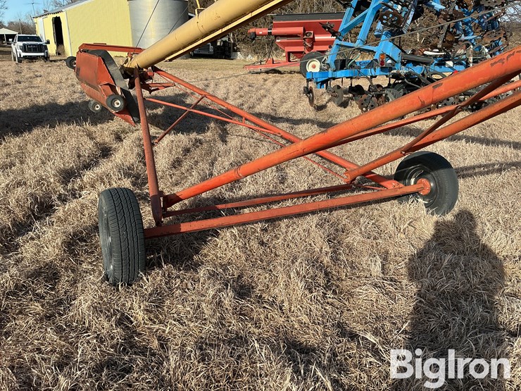 westfield-mk100-10"-x-61’-swing-away-auger-image-13