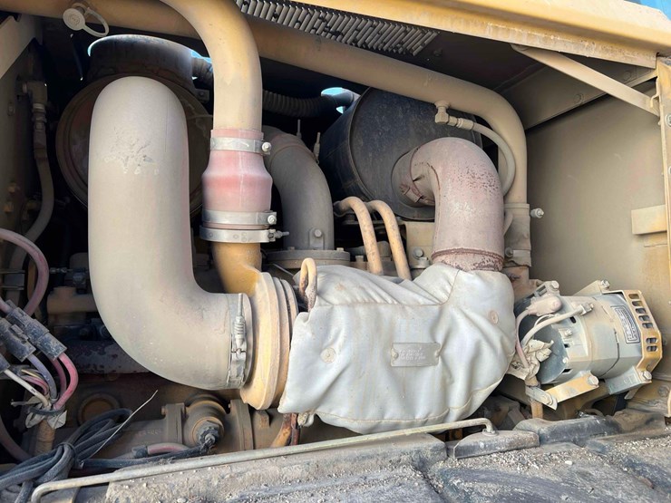 2007-caterpillar-160h-image-41