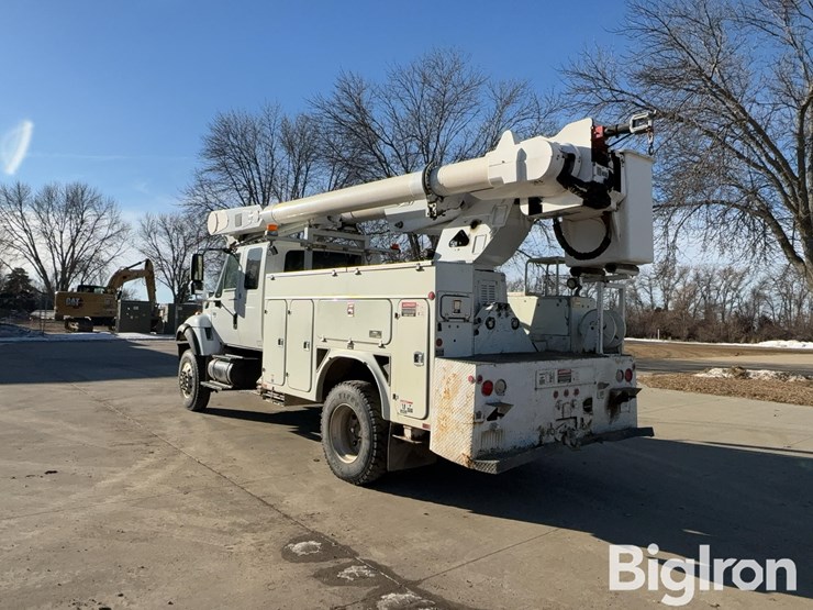 2005-international-7400-image-7