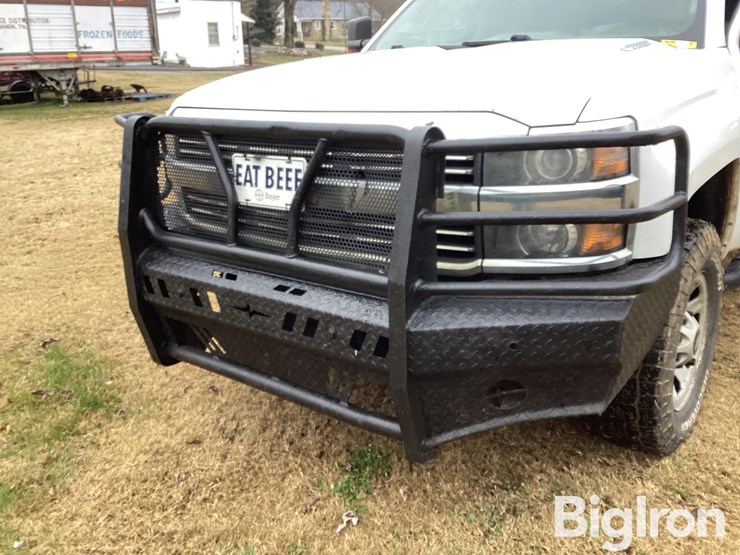 2016-chevrolet-3500-image-12