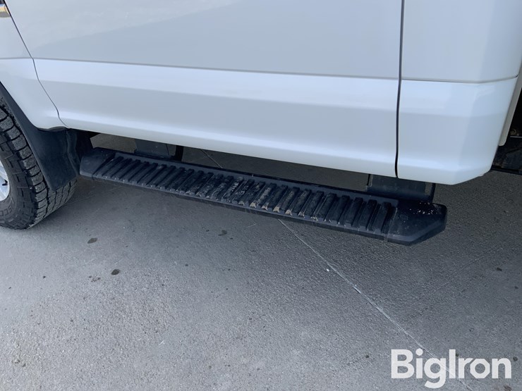 2019-ford-f350-xl-image-11