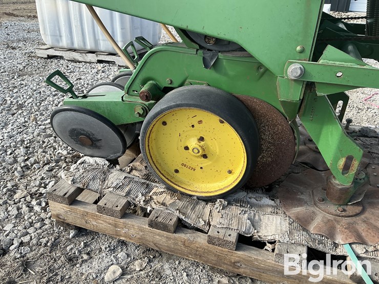 john-deere-7200-image-18