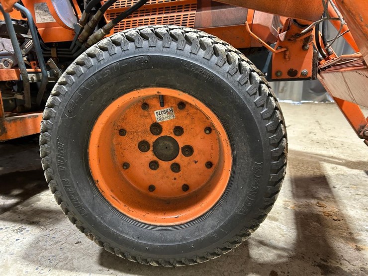 kubota-b8200-image-12