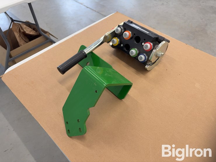 john-deere-6-image-5