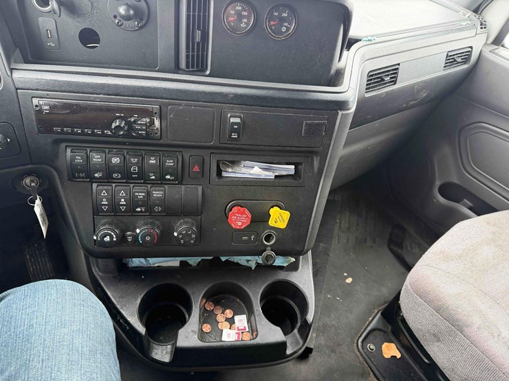 2019-international-lt-image-27