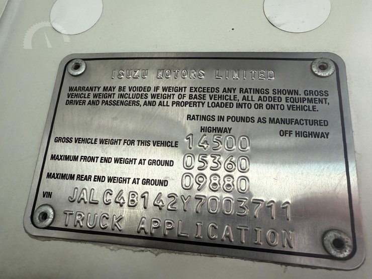 2000-isuzu-npr-image-15