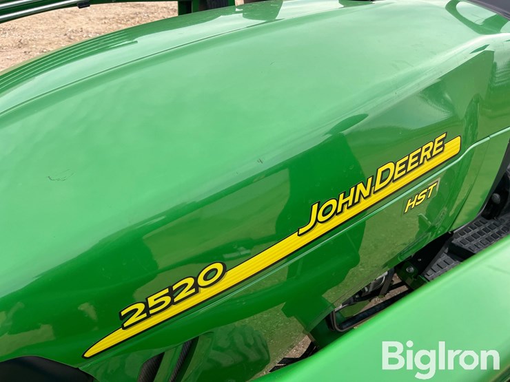 2012-john-deere-2520-image-15