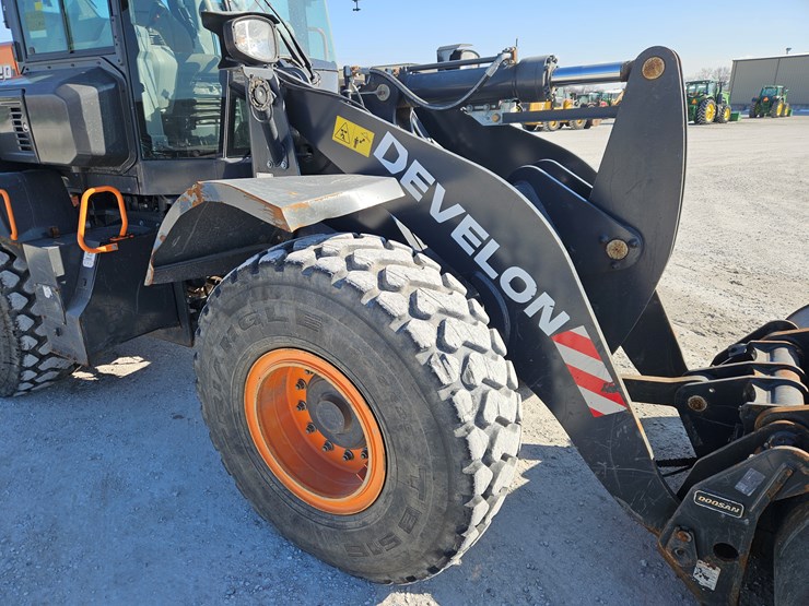 2023-develon-dl220-7-image-24