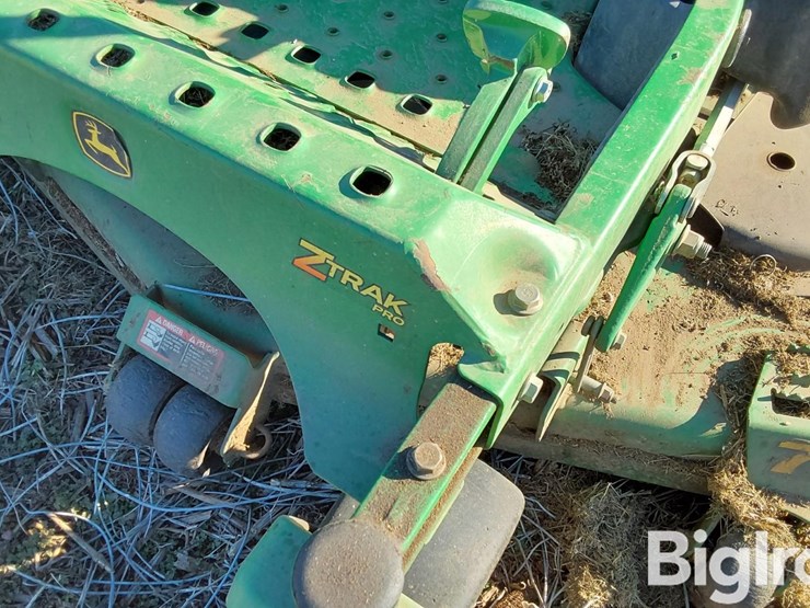 john-deere-z820a-image-9