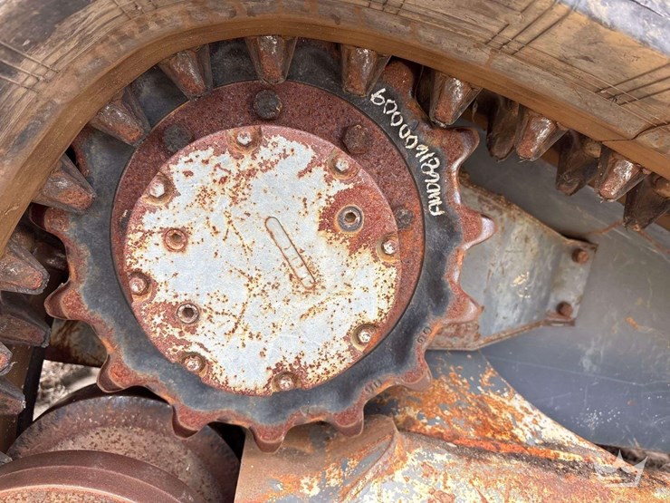 2016-takeuchi-tl10v2-image-36