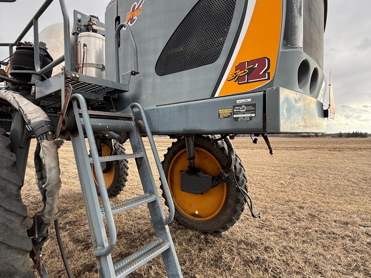 2006-hagie-sts12-image-10